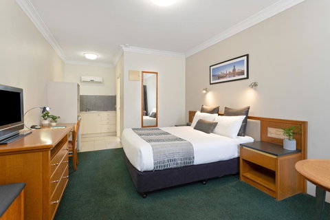 Coopers Colonial Motel - ACT Tourism 35