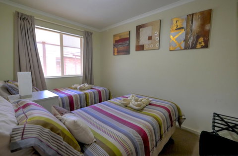 Ficifolia Lodge - ACT Tourism 17