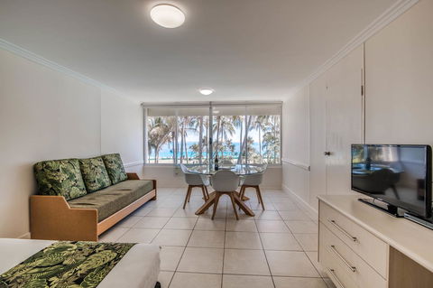 Tangalooma Island Resort - ACT Tourism 17