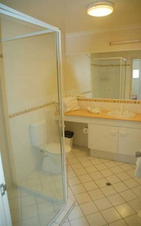 Beach Front Villa At Tangalooma - ACT Tourism 14