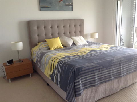 Beachfront Holiday Apartment To Rent For Short And Long Stays - ACT Tourism 5