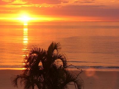 Beachfront Holiday Apartment To Rent For Short And Long Stays - ACT Tourism 36