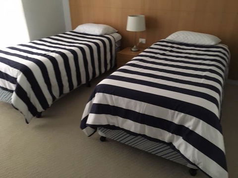 Beachfront Holiday Apartment To Rent For Short And Long Stays - ACT Tourism 8