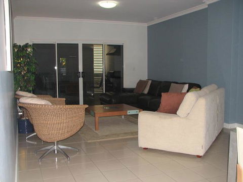 Beachfront Holiday Apartment To Rent For Short And Long Stays - ACT Tourism 3