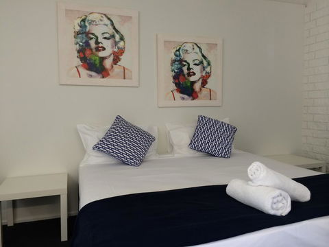 Arcadia Village Motel - ACT Tourism 31