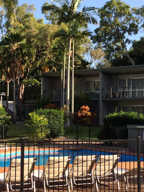 Arcadia Village Motel - ACT Tourism 24
