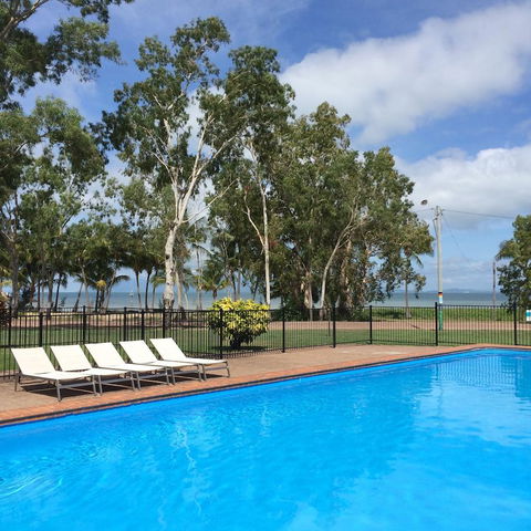 Arcadia Village Motel - ACT Tourism 25