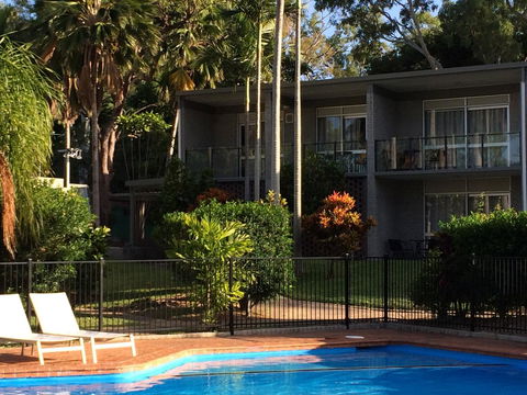 Arcadia Village Motel - ACT Tourism 21