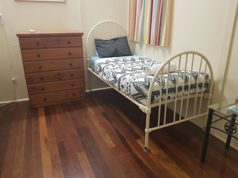 Arcadia Beach Guest House And Car Hire - ACT Tourism 9