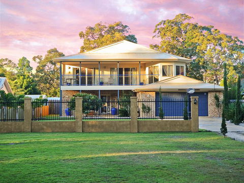 Waterfront At White Patch - ACT Tourism 2