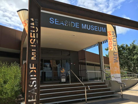 First Floor Unit Close To Shops, Park And Waterfront! - ACT Tourism 16