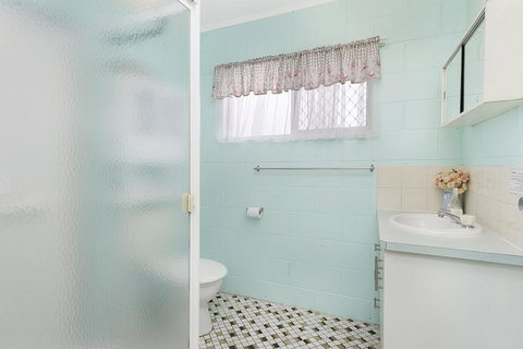 First Floor Unit Close To Shops, Park And Waterfront! - ACT Tourism 18