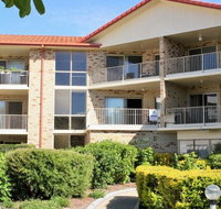 Spacious unit with views of Pumicestone - Wattle Ave Bongaree - ACT Tourism