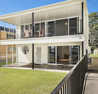 Waterfront Retreat with room for a boat - Welsby Pde Bongaree - ACT Tourism
