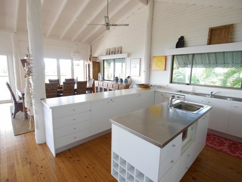 Annie's White House - ACT Tourism 10