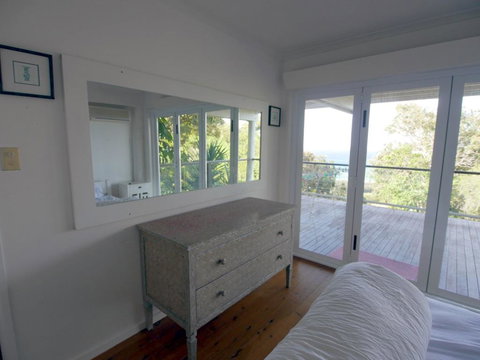 Annie's White House - ACT Tourism 24