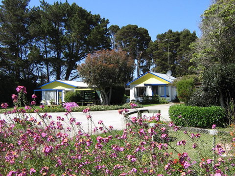 King Island Accommodation Cottages - ACT Tourism 5
