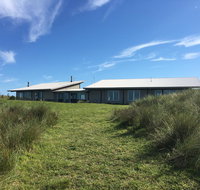 Turnstone Beach House - ACT Tourism