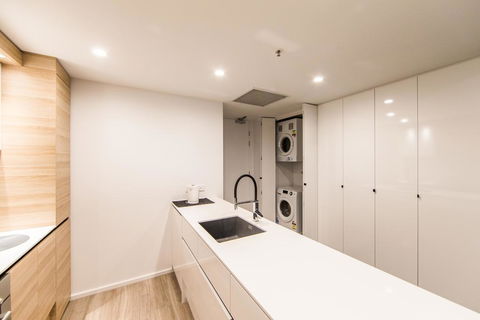 Highgate CBD Apartment - ACT Tourism 4