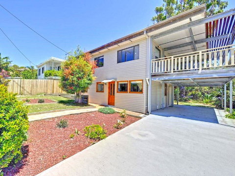 'Beach Break 2', 2/10 Lionel St - Downstairs Unit With Aircon - ACT Tourism 0