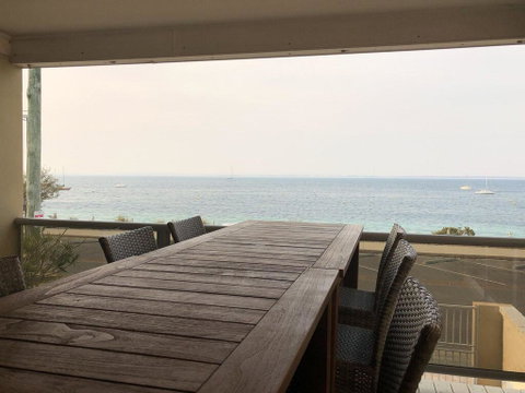 'Mooring Two Upstairs', 23 Shoal Bay Rd - Stunning Views, WIFI, Air Conditioning And Boat Parking - ACT Tourism 1