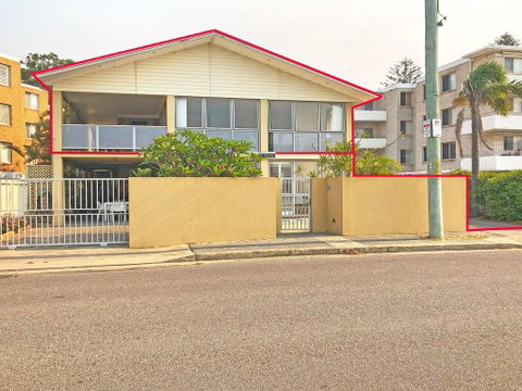 'Mooring Two Upstairs', 23 Shoal Bay Rd - Stunning Views, WIFI, Air Conditioning And Boat Parking - ACT Tourism 0