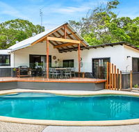 11 Naiad Court - Rainbow Shores Fantastic Family Retreat Swimming Pool 200m to beach Free Wi-Fi