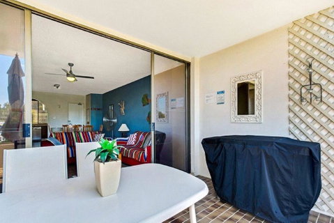 14 'THE DUNES', 38 MARINE DR - LARGE UNIT WITH POOL, TENNIS COURT AND DIRECTLY ACROSS FROM FINGAL - ACT Tourism 1