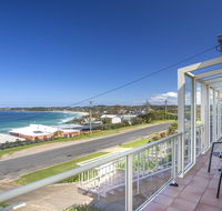 143 Mitchell Pde - Magnificent Outlook - ACT Tourism