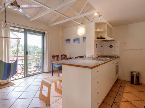 16 Pt Lookout Beach Resort - ACT Tourism 1