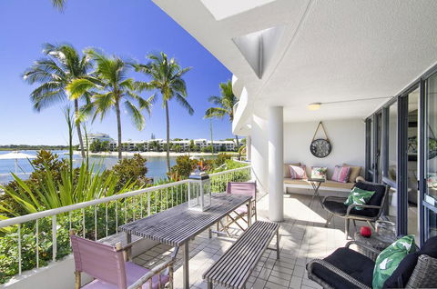 19 Noosa Pacific - ACT Tourism 0