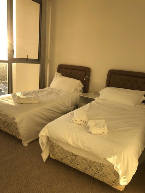 2 Bedroom High Rise Apartment - ACT Tourism 3