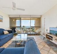 2 Bedroom Top Floor Unit - Ocean Views and Pool