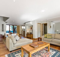 2/21-25 Fletcher Street - Casablanca at Bogarts - ACT Tourism