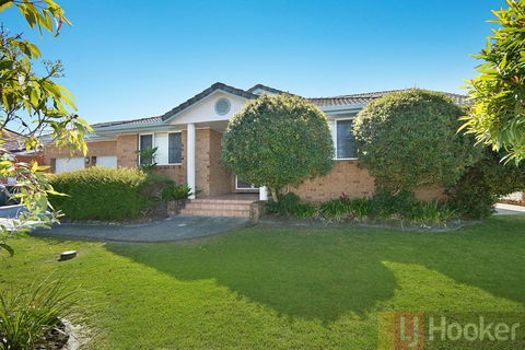 21 Melaleuca Drive - ACT Tourism 1