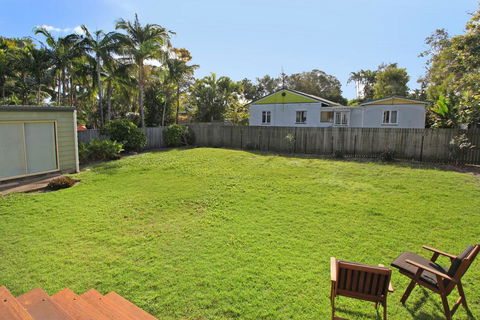 24 Sundew Street, Mudjimba - 500 Bond - Pet Friendly, Linen Supplied, WIFI, Air Cond. - ACT Tourism 2