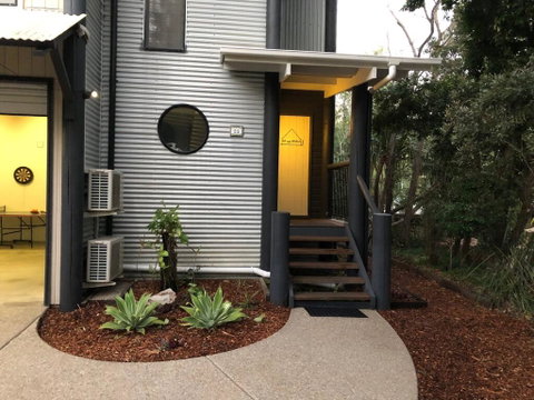 25 Naiad Court - Rainbow Shores, The Ultimate Beachside Executive Property, Air Conditioned - ACT Tourism 2