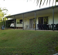 27 Carlo Road - Rainbow Beach Affordable Family Beach House - ACT Tourism