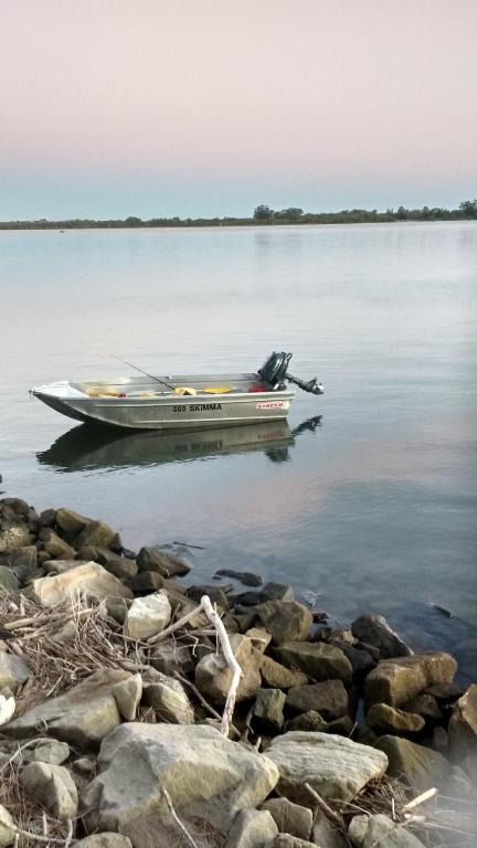 Browns Rocks Caravan Park - ACT Tourism 1