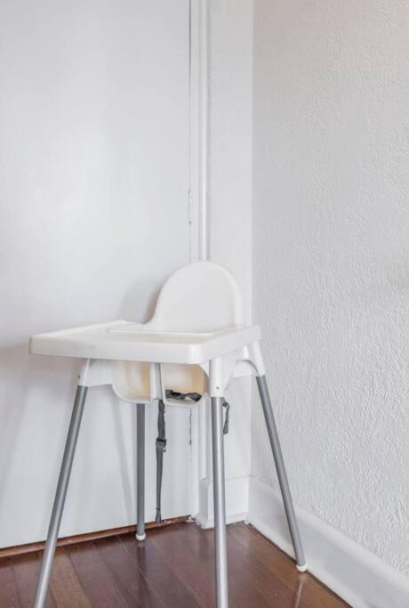 Coastal Escape, Townhouse Steps From The Sea - ACT Tourism 2