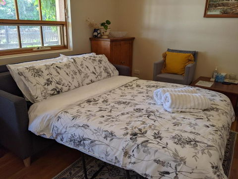 Cottage In Uraidla - ACT Tourism 3