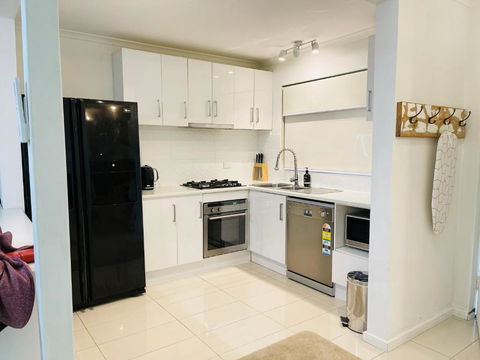 D101 Charming Apartment- Free Parking - ACT Tourism 1