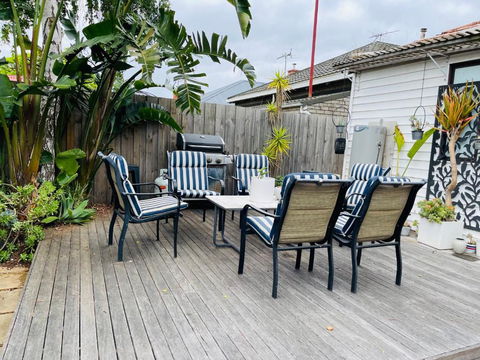 D103 Lemon Tree House - ACT Tourism 1