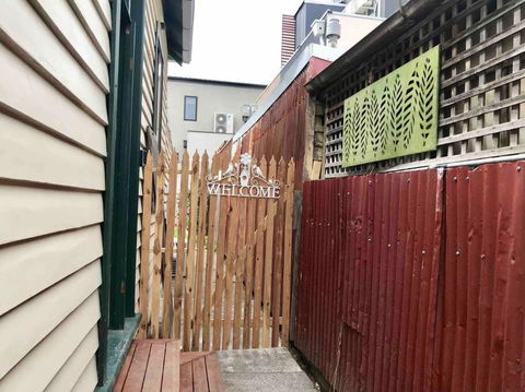D109 Inner City Oasis On Buckingham - ACT Tourism 1