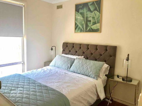 D118 Cawood Family Stay - ACT Tourism 0