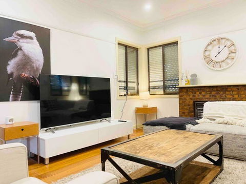 D139 Norfolk Cottage Stay - ACT Tourism 0