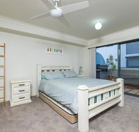 3 'Peninsula Waters' 2-4 Soldiers Point Rd - Beautiful Air Conditioned Unit with Pool Lift  WIFI - ACT Tourism