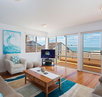3 'The Clippers' 131 Soldiers Point Road - fabulous waterfront unit - ACT Tourism