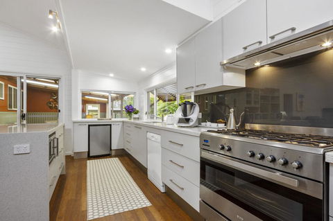 3 Macleay St, Narrawallee - ACT Tourism 1