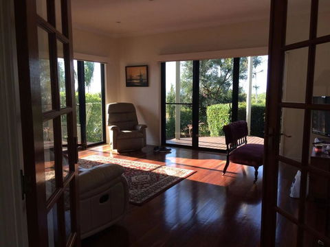 3 Sea/Fraser Island View Deckings, Beachfront, Marina - ACT Tourism 0